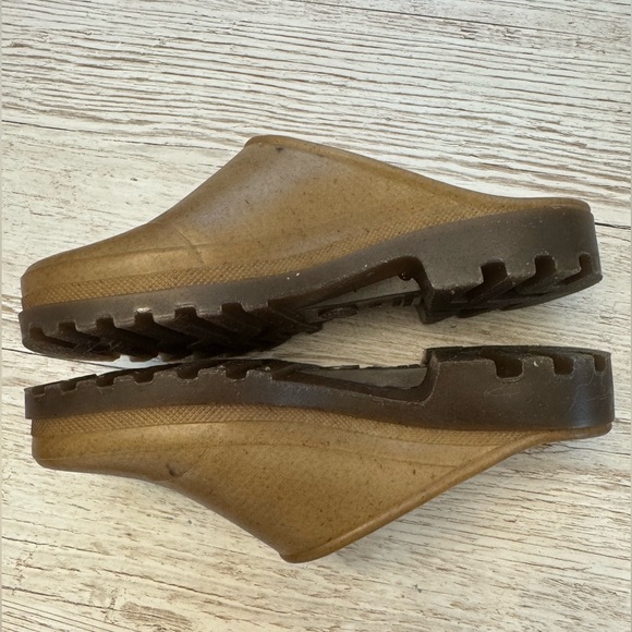 Gardenheir French Recycled Hemp Mules - Sepia - 36/37 US 6.5 - Picture 3 of 11